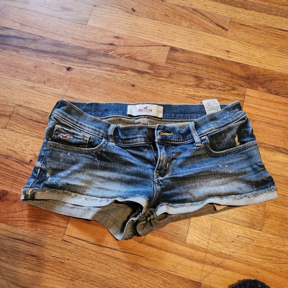 Hollister Womens Distressed Denim Shorts Y2K 2000s Style Size 7/W28